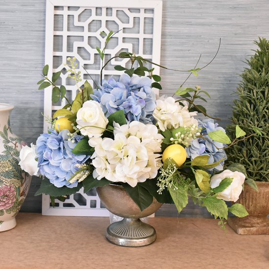 (image for) Blue and White Hydrangea Centerpiece with Lemons TEXT_CLOSE_WINDOW