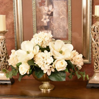 (image for) Magnolia and hydrangea Silk Floral centerpiece AR403