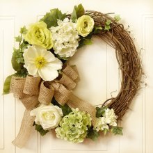 (image for) Green and White Magnolia Rose Wreath WR5037