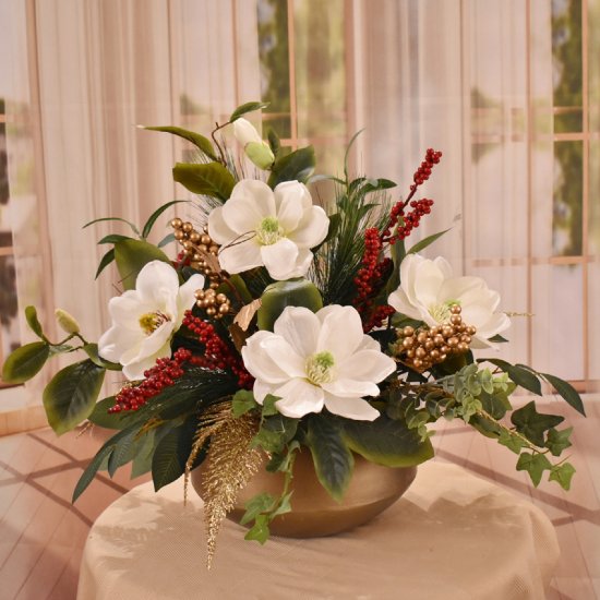 (image for) White Magnolia and Berry Winter Centerpiece CR1624 TEXT_CLOSE_WINDOW