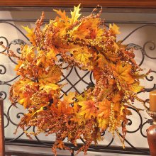 Fall Oak Leaf and Berry Wreath WR4257-24 - Out of Stock