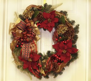 (image for) 28" Gold and Burgundy Christmas Holiday Wreath CR4665