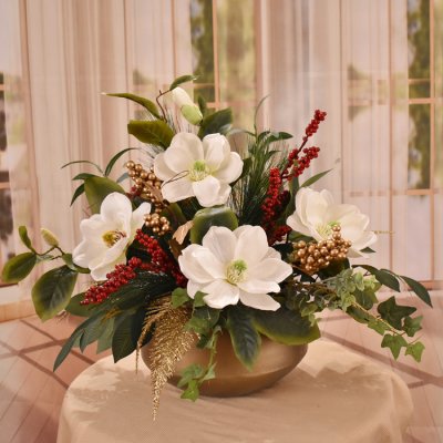 (image for) White Magnolia and Berry Winter Centerpiece CR1624