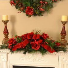 (image for) Christmas Centerpiece with Roses